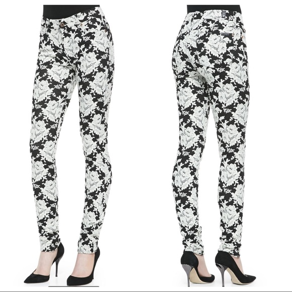 ❌sold❌ 7 For All Mankind Black Rose Jacquard Jean - Picture 8 of 8